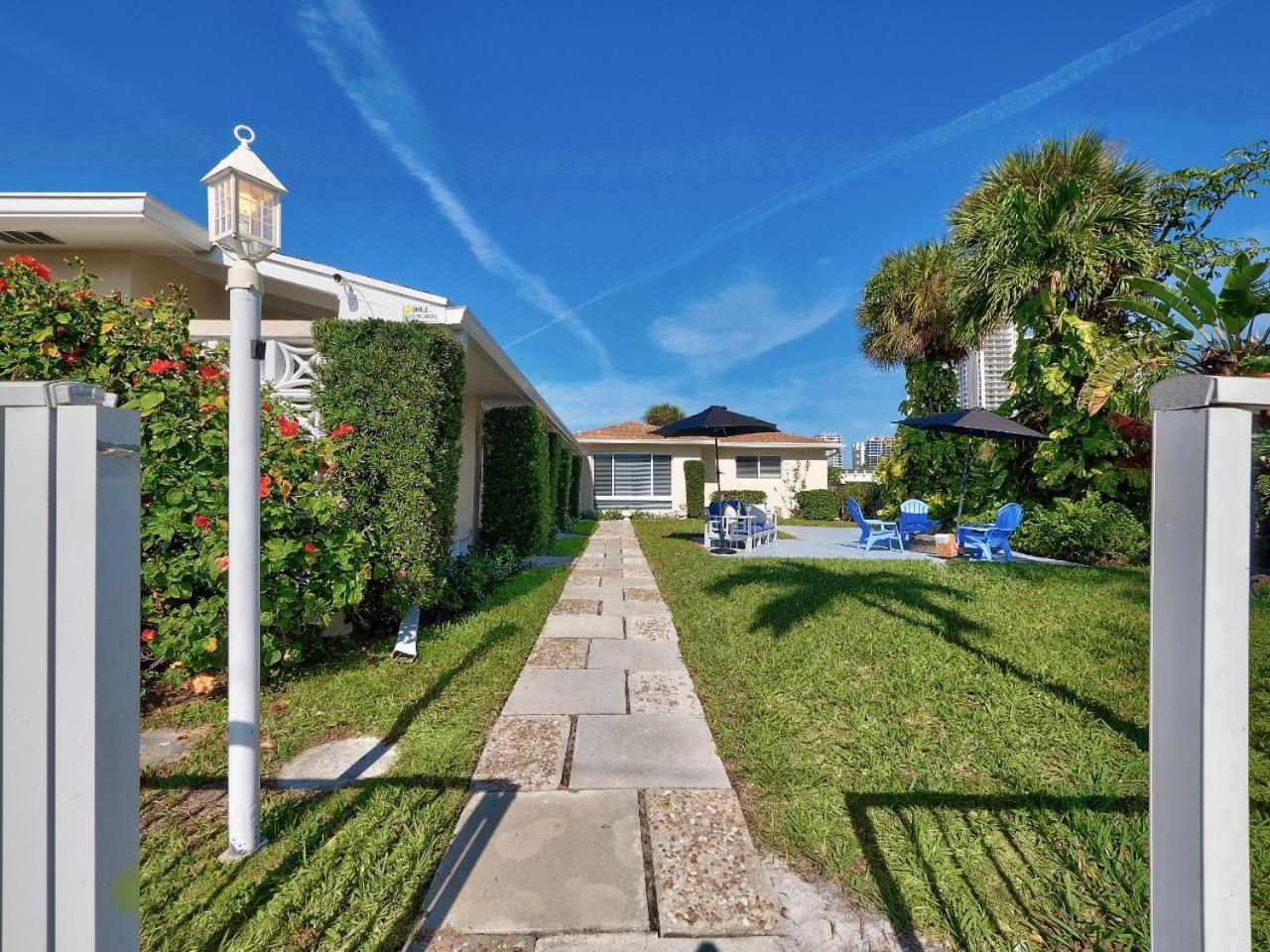 Beautiful 1 Bedroom Steps To The Beach! West Palm Beach Dış mekan fotoğraf